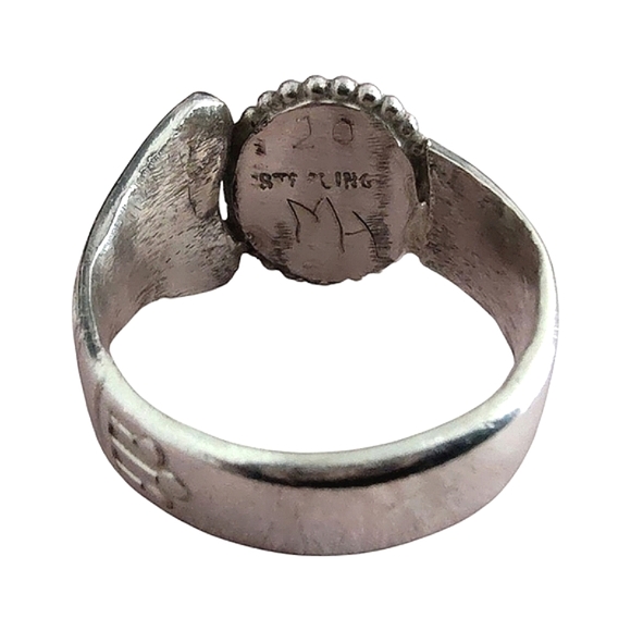 Handmade Vintage Sterling Silver Ring with Mother of Pearl – Size 6.25 - Picture 5 of 6